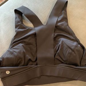 Lululemon black sports bra / size 10